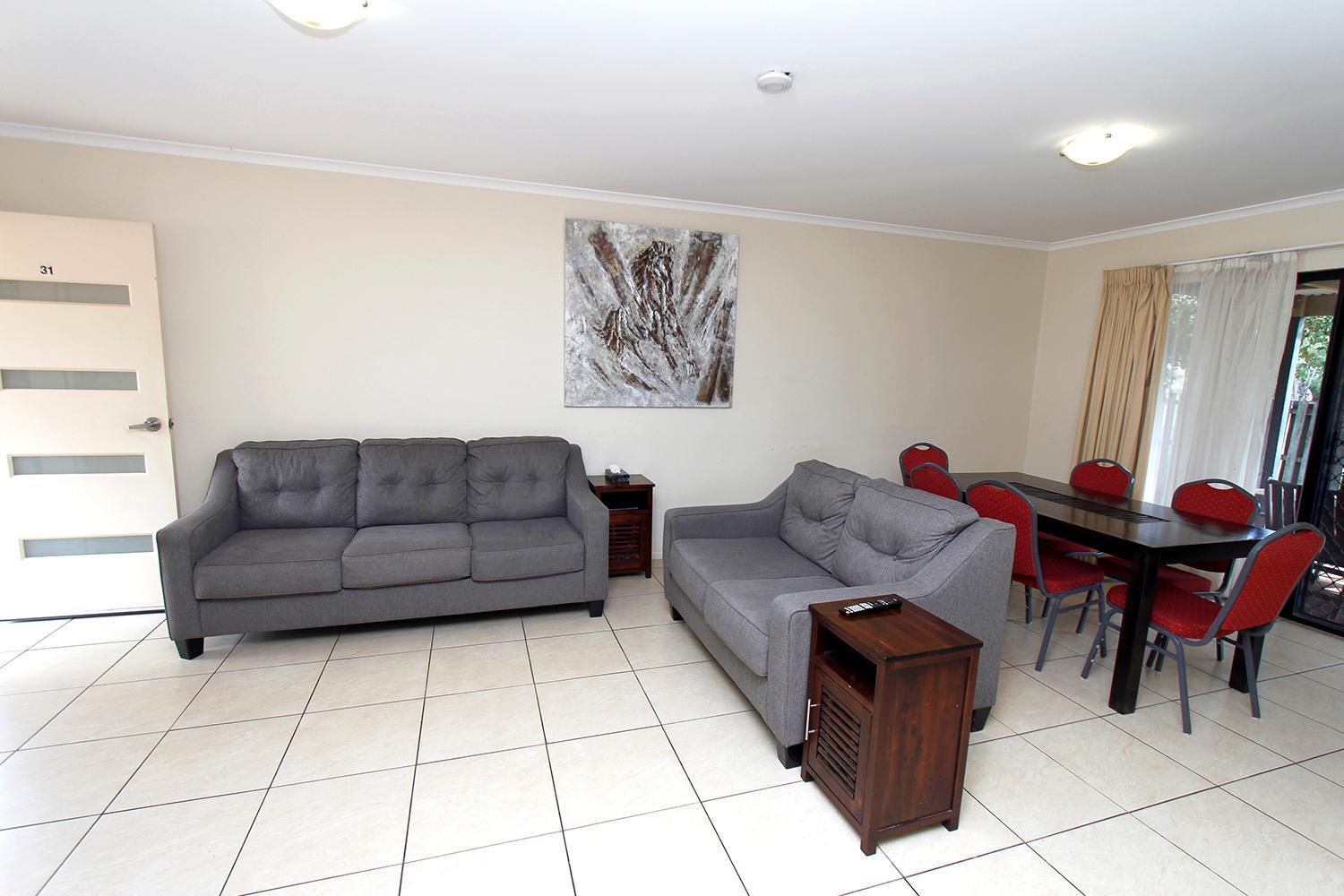 The Palms Motel Chinchilla Buitenkant foto