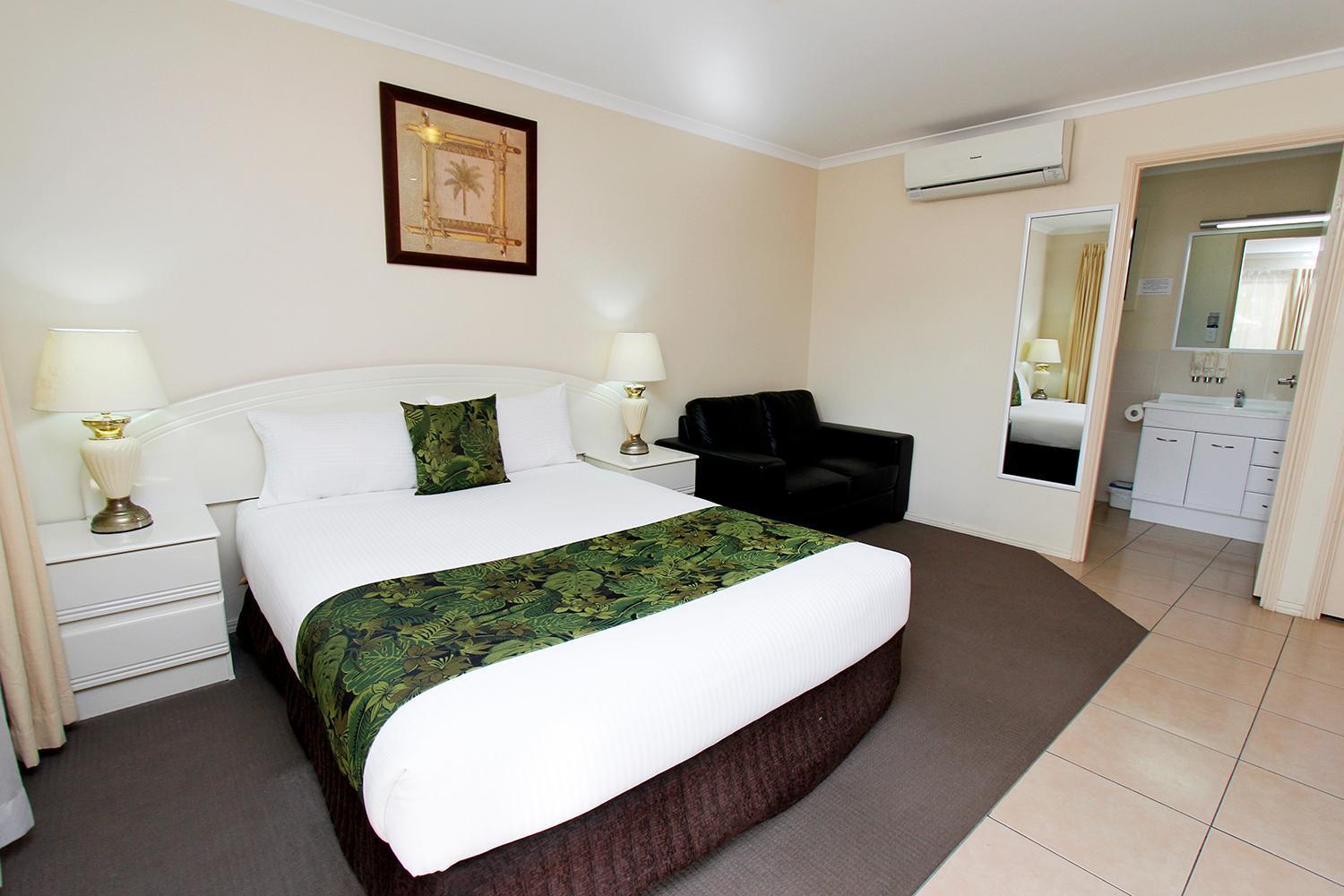 The Palms Motel Chinchilla Buitenkant foto